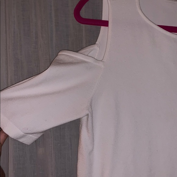 Ann Taylor open shoulder shirt - Picture 2 of 3